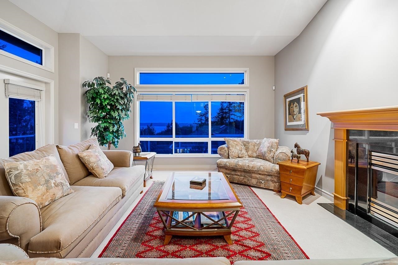 4751 Headland Drive, West Vancouver, BC, V7W 3H6 - 3