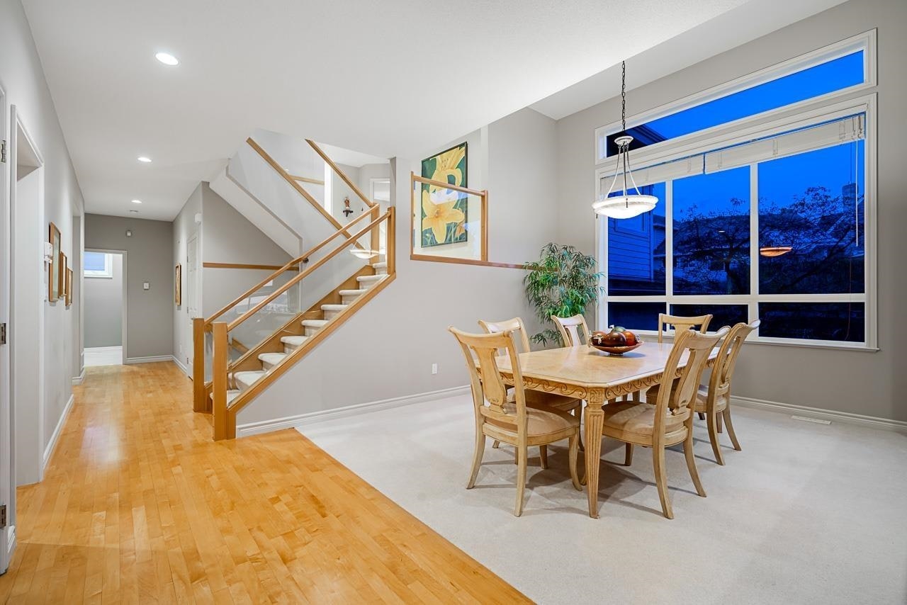 4751 Headland Drive, West Vancouver, BC, V7W 3H6 - 4