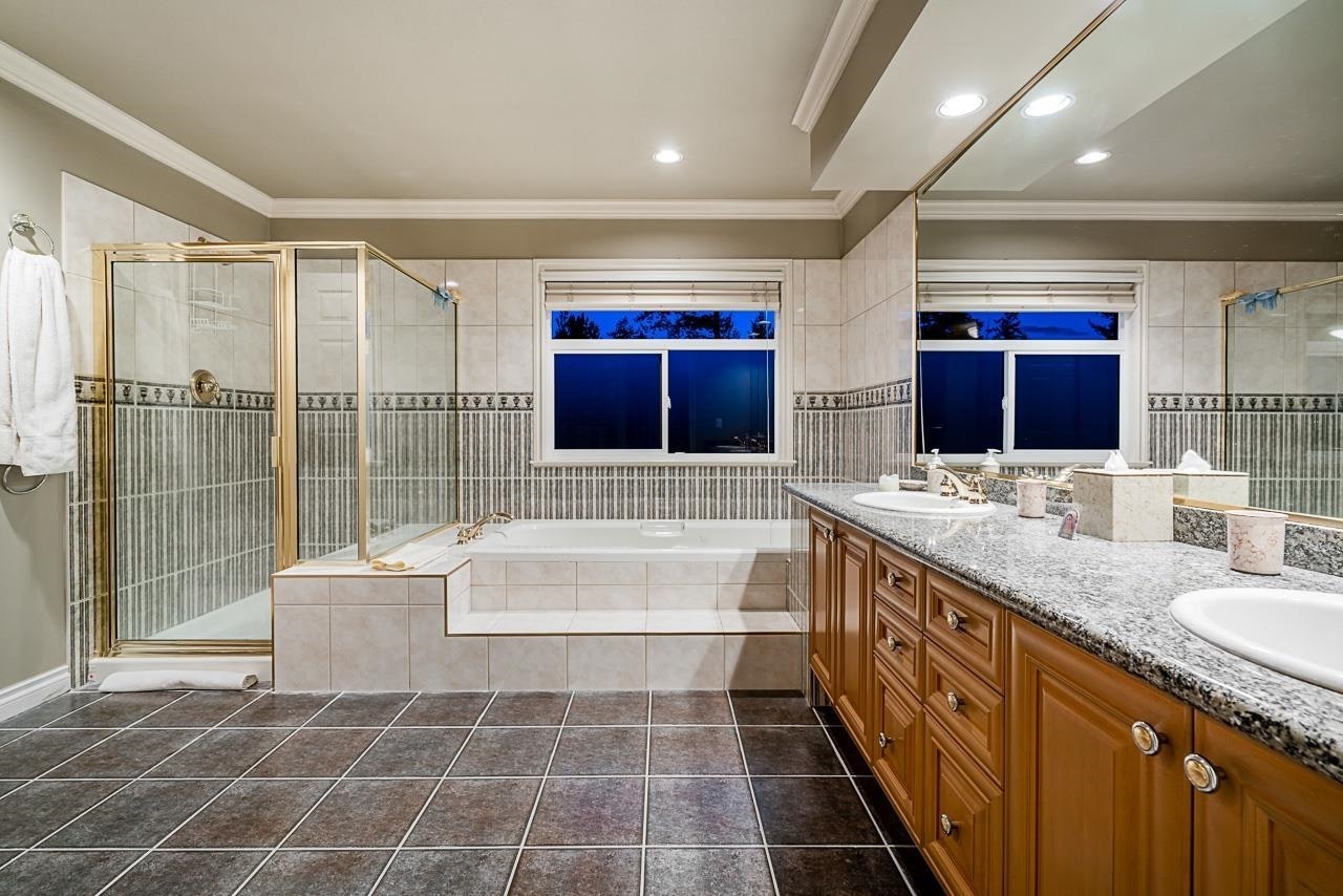 4751 Headland Drive, West Vancouver, BC, V7W 3H6 - 11