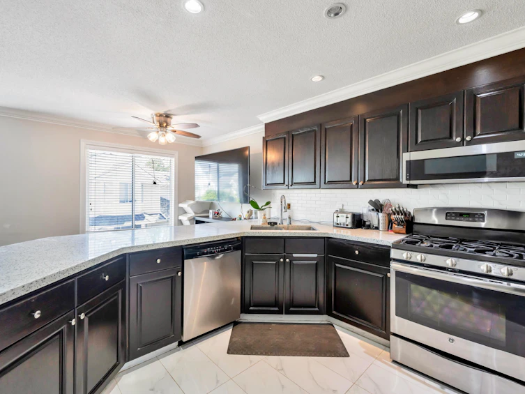 97-7955 122 Street, Surrey, BC, V3W 4T4 - 11
