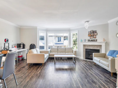 97-7955 122 Street - 3
