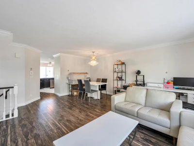 97-7955 122 Street - 5