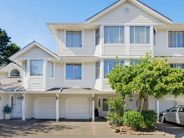 97-7955 122 Street, Surrey, BC, V3W 4T4