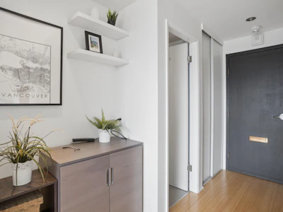1703-1330 Harwood Street - 3