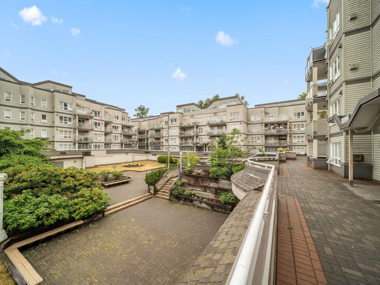 410-14377 103 Avenue, Surrey, BC, V3T 5V5 - 35