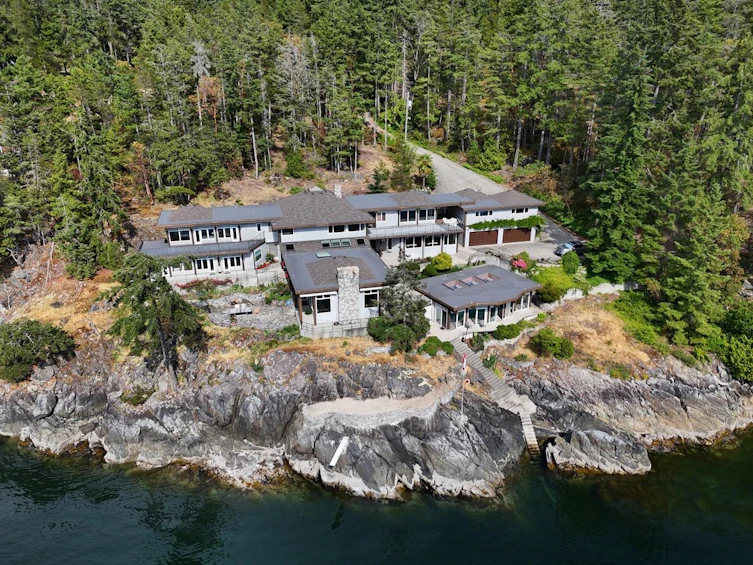 11579 Sunshine Coast Highway, Pender Harbour Egmont, BC, V7Z 1C1