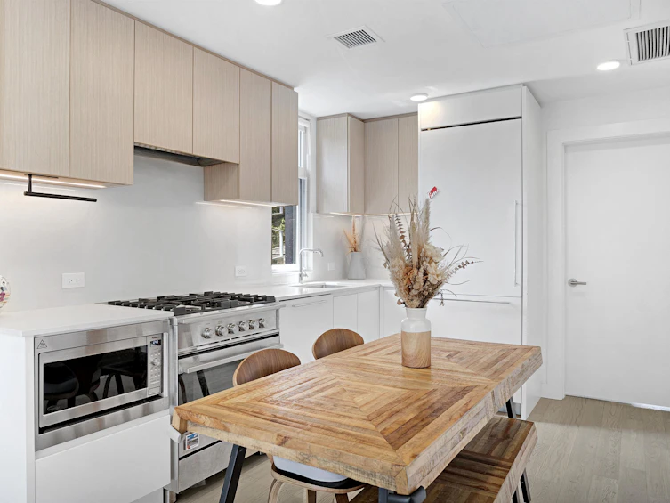 231-1012 W 47th Avenue, Vancouver, BC, V6M 0E3 - 2
