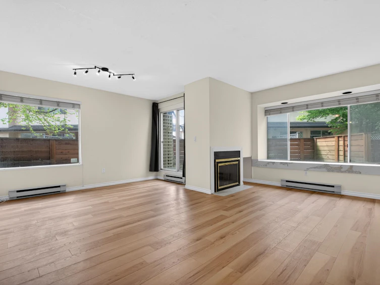 8-7611 Moffatt Road, Richmond, BC, V6Y 1X9 - 2