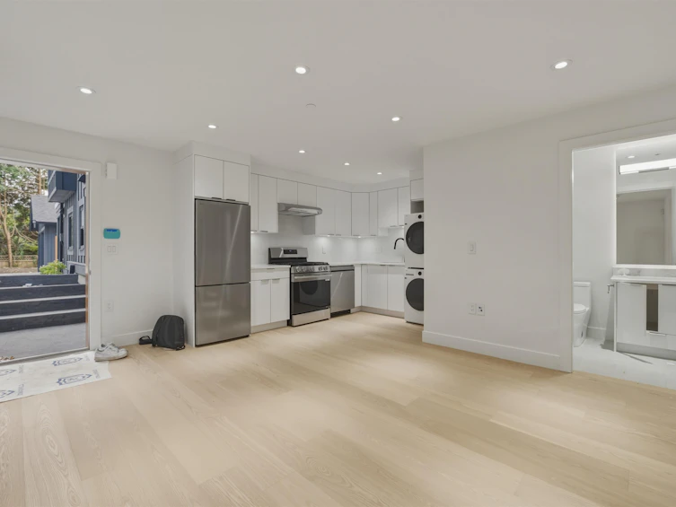 3116 W 42nd Avenue, Vancouver, BC, V6N 3H2 - 35