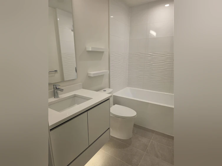 203-8398 Oak Street, Vancouver, BC, V6P 0L9 - 7