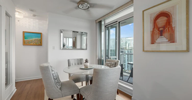 2201-1077 Marinaside Crescent, Vancouver, BC, V6Z 2Z5 - 7