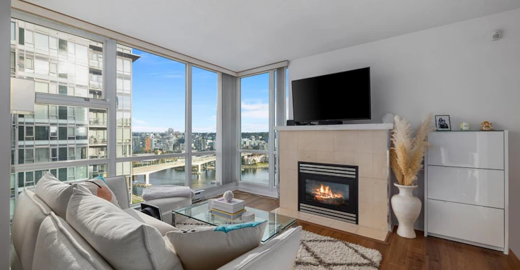 2201-1077 Marinaside Crescent, Vancouver, BC, V6Z 2Z5 - 4