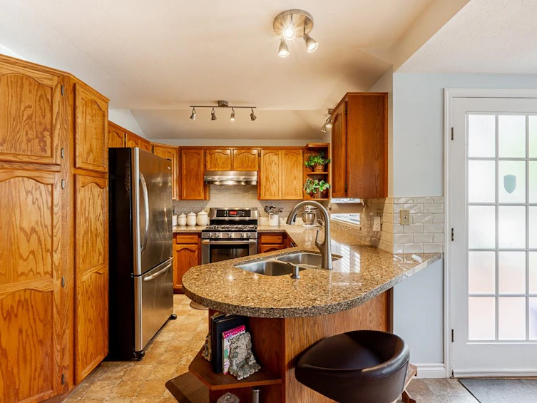 12971 66b Avenue, Surrey, BC, V3W 9P2 - 14