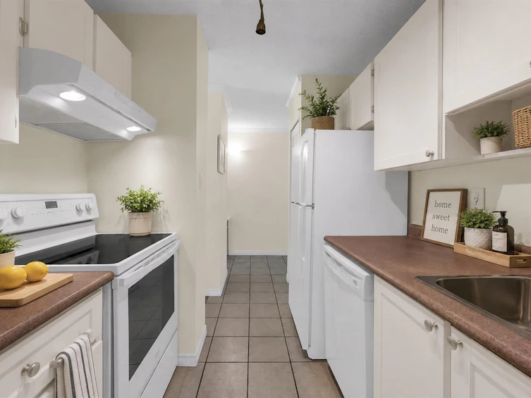 209-10220 Ryan Road, Richmond, BC, V7A 4R1 - 10