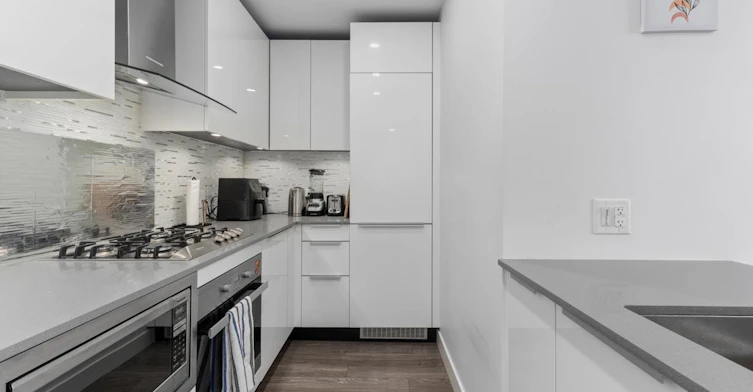 2505-1283 Howe Street, Vancouver, BC, V6Z 0E3 - 4
