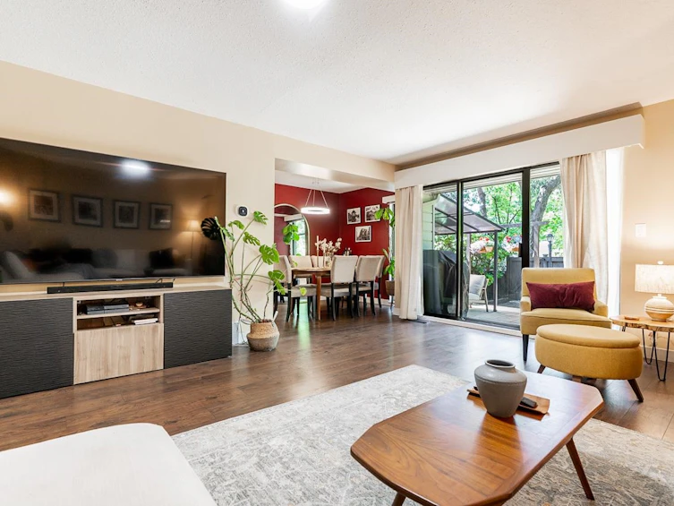 11-3350 Rosemont Drive, Vancouver, BC, V5S 2C9 - 2