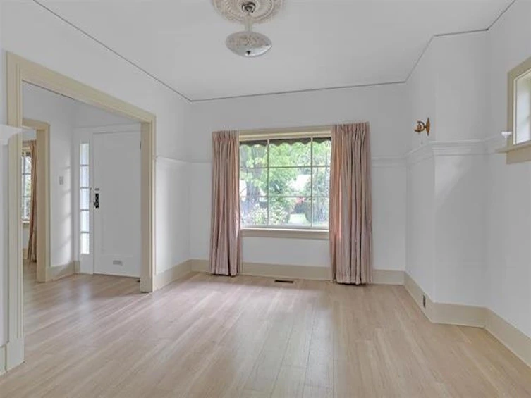 5030 Blenheim Street, Vancouver, BC, V6N 1N5 - 4