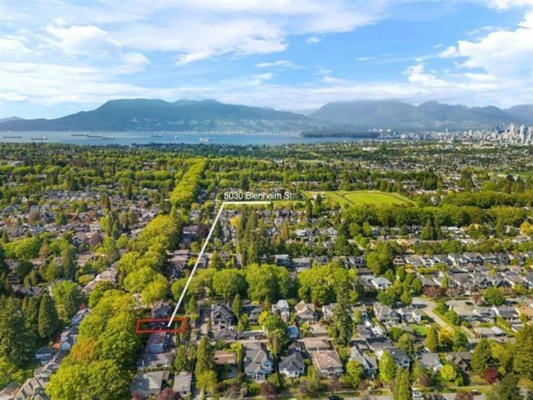 5030 Blenheim Street, Vancouver, BC, V6N 1N5 - 2