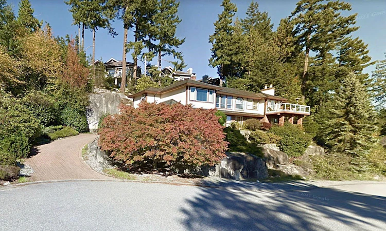 4815 Headland Close