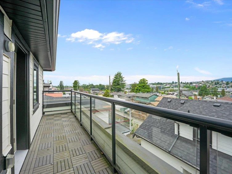 3179 E 16th Avenue, Vancouver, BC, V5M 2M7 - 26
