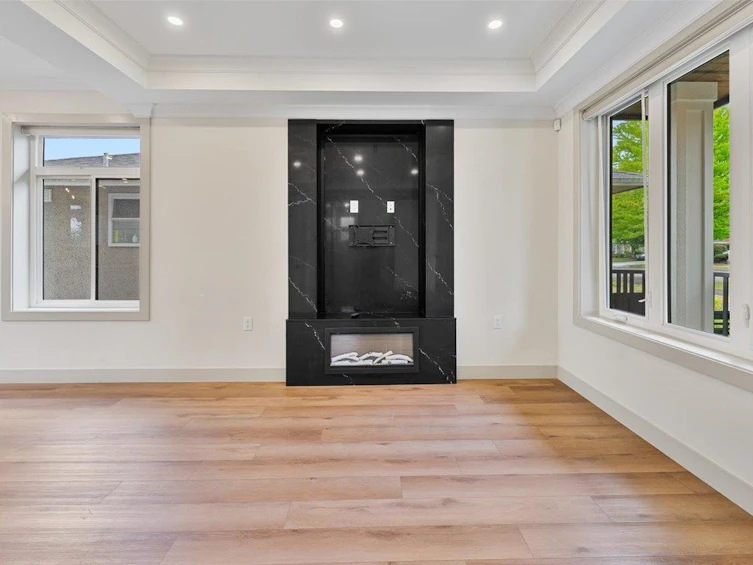 3179 E 16th Avenue, Vancouver, BC, V5M 2M7 - 10