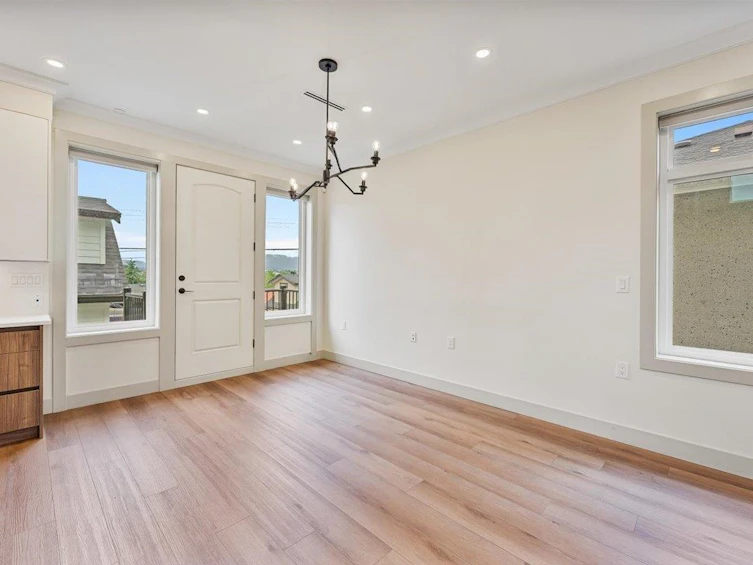 3179 E 16th Avenue, Vancouver, BC, V5M 2M7 - 13