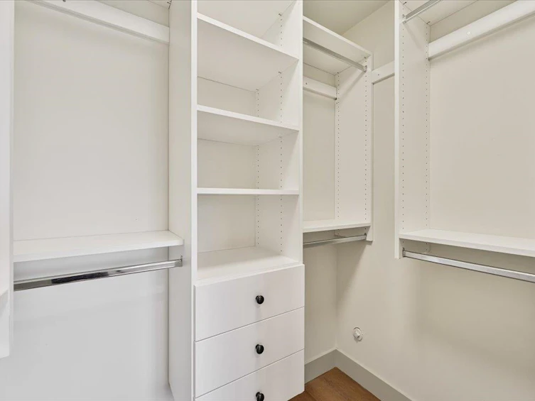 3179 E 16th Avenue, Vancouver, BC, V5M 2M7 - 24
