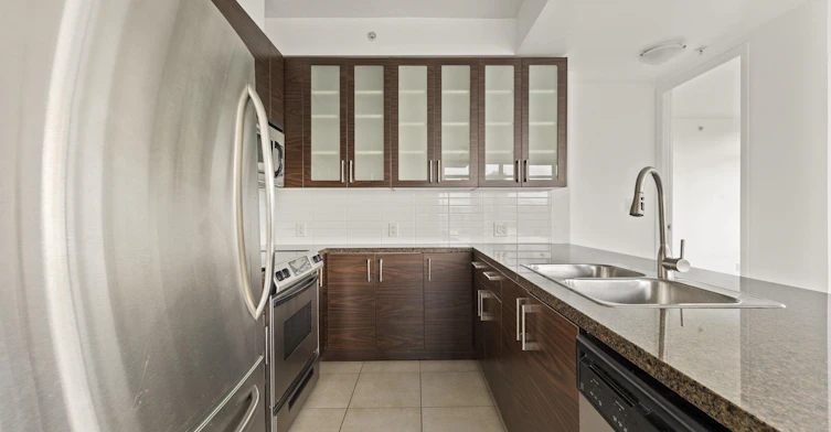 3004-2355 Madison Avenue, Burnaby, BC, V5C 0B3 - 4