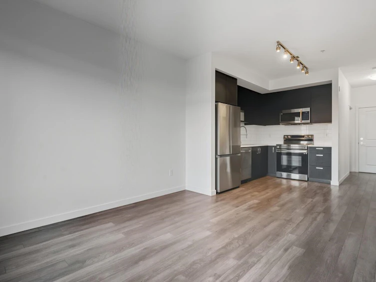 203-15858 Fraser Highway, Surrey, BC, V4N 6X4 - 7