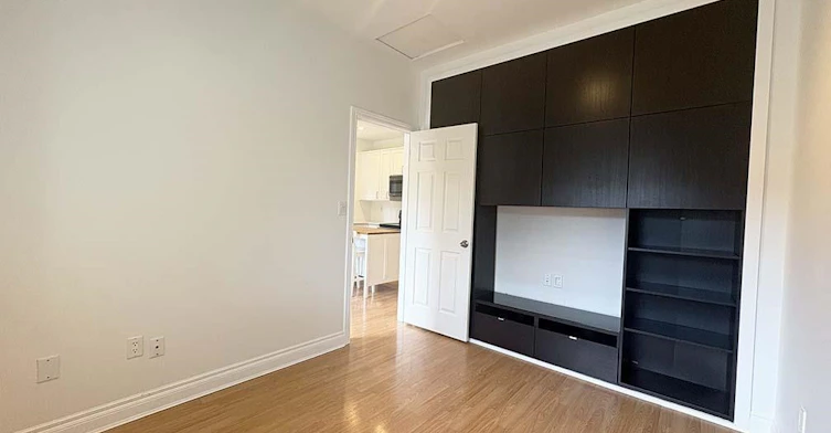 8144 Wedgewood Street, Burnaby, BC, V3N 1C3 - 7
