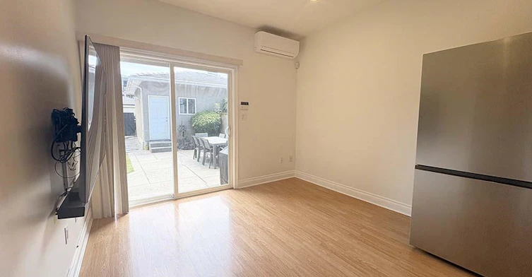 8144 Wedgewood Street, Burnaby, BC, V3N 1C3 - 3
