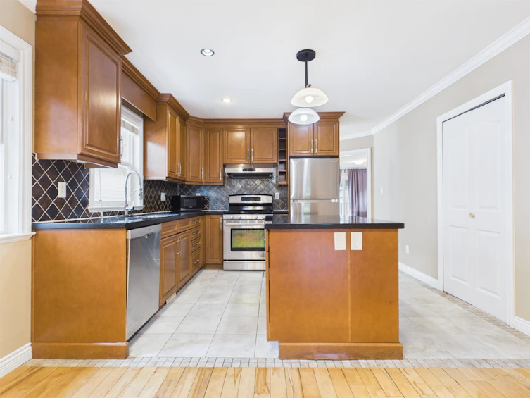 861 Greene Street, Coquitlam, BC, V3C 2B9 - 16