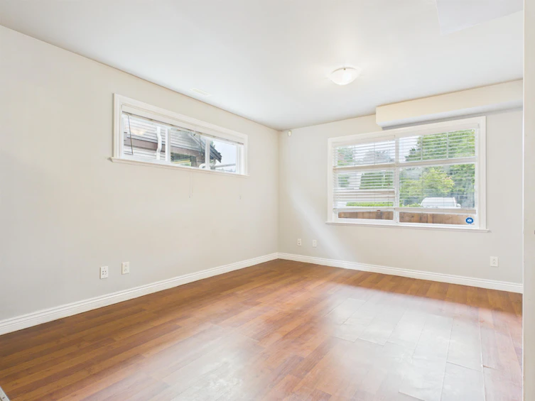 861 Greene Street, Coquitlam, BC, V3C 2B9 - 3