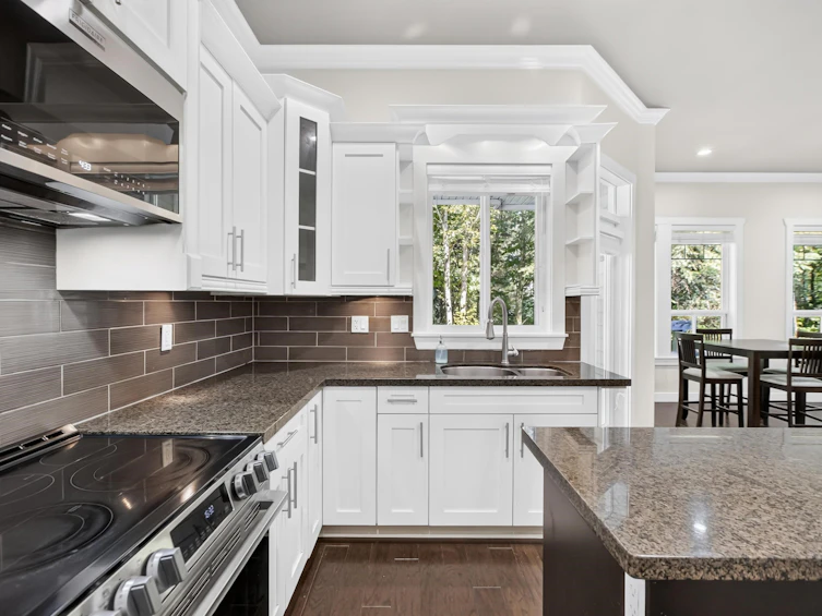 8266 211 Street, Langley, BC, V2Y 0E4 - 11