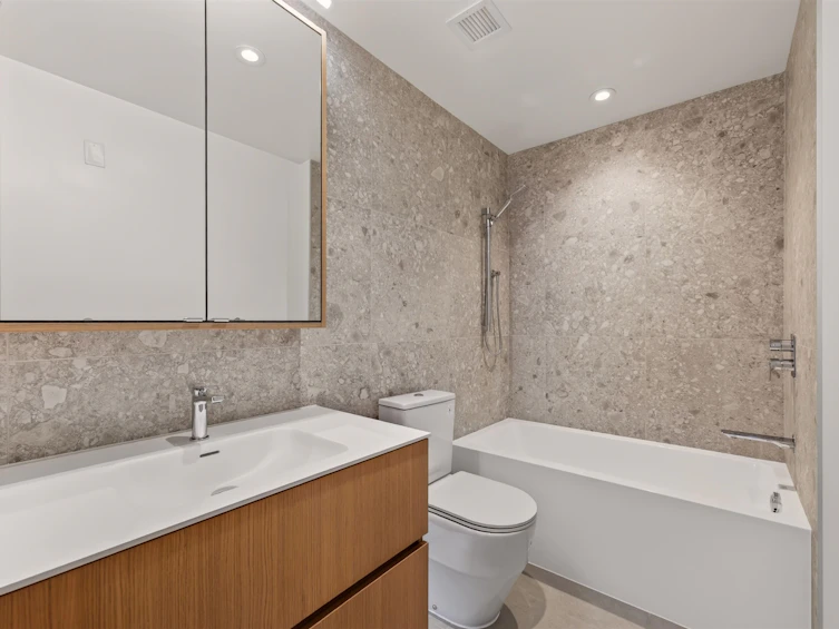 302-1530 W 6th Avenue, Vancouver, BC, V6J 0J9 - 34