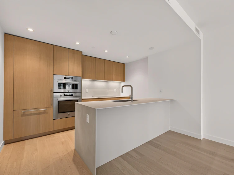 302-1530 W 6th Avenue, Vancouver, BC, V6J 0J9 - 4
