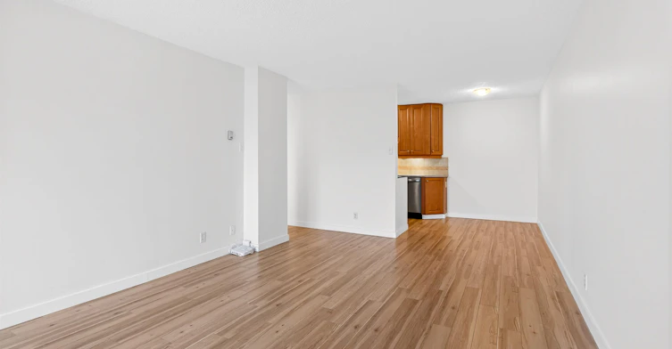 1306-2016 Fullerton Avenue, North Vancouver, BC, V7N 3E9 - 17