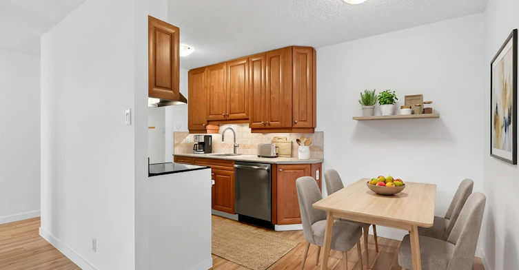 1306-2016 Fullerton Avenue, North Vancouver, BC, V7N 3E9 - 8