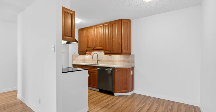 1306-2016 Fullerton Avenue, North Vancouver, BC, V7N 3E9 - 9