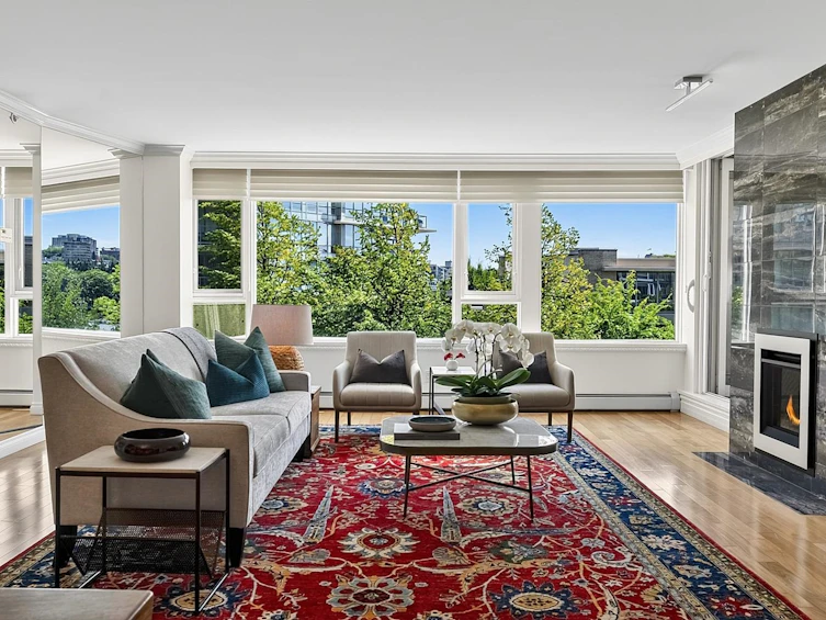 306-1383 Marinaside Crescent, Vancouver, BC, V6Z 2W9 - 2