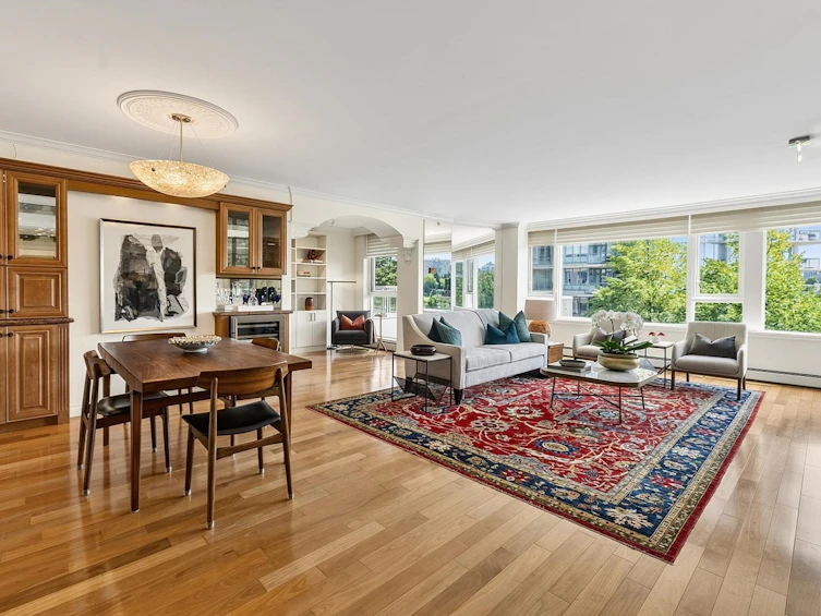 306-1383 Marinaside Crescent, Vancouver, BC, V6Z 2W9