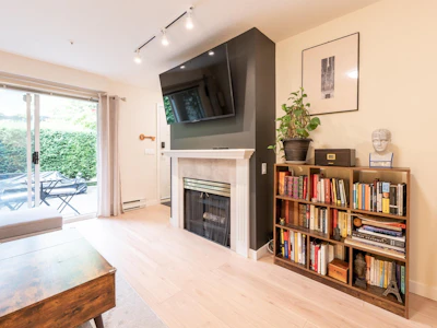 1-1386 W 6th Avenue - 2