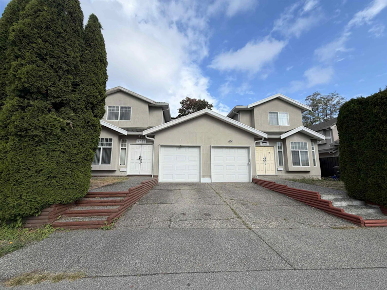 5737 Rumble Street, Burnaby, BC, V5J 2C3