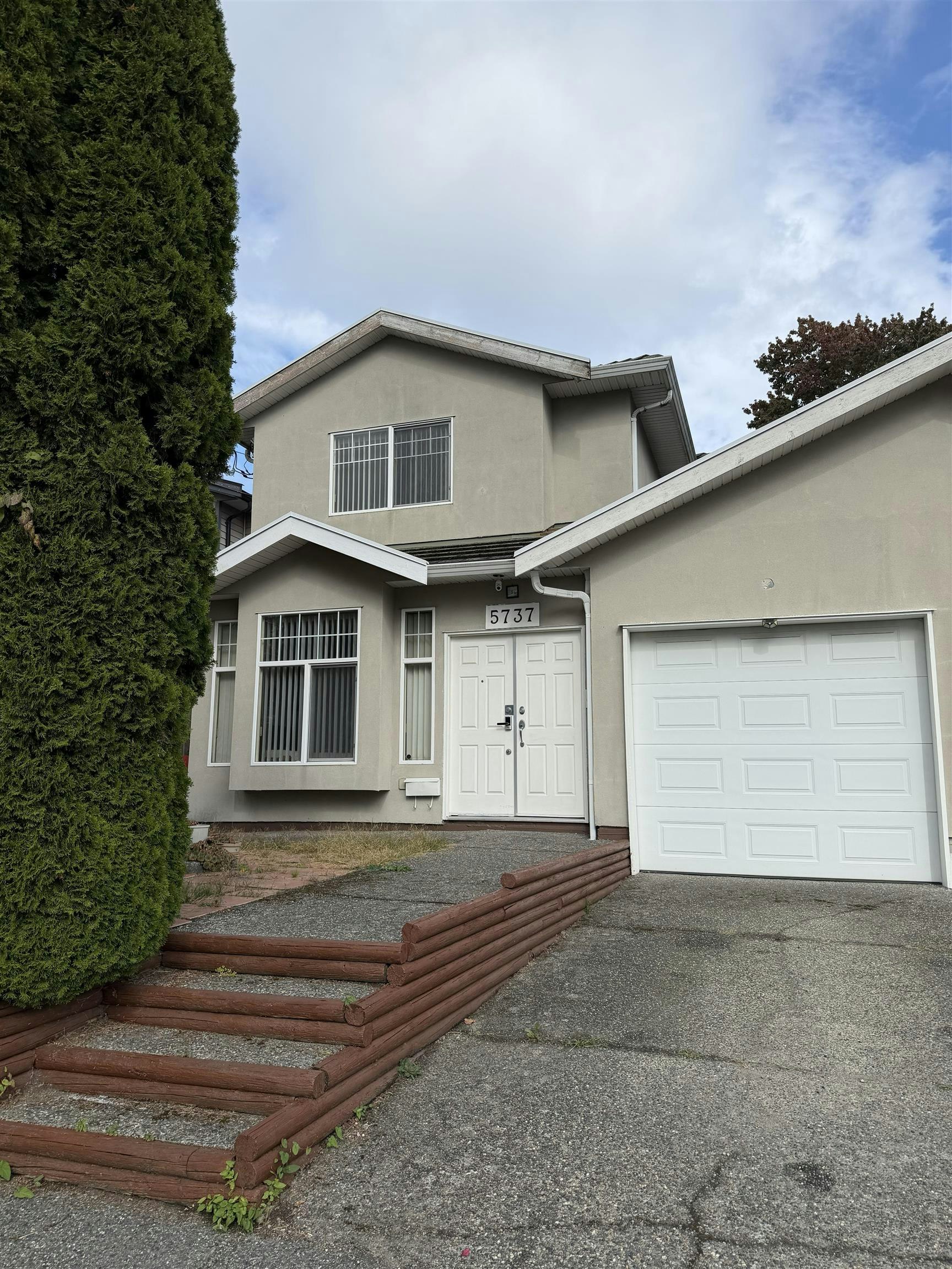 5737 Rumble Street, Burnaby, BC, V5J 2C3 - 3