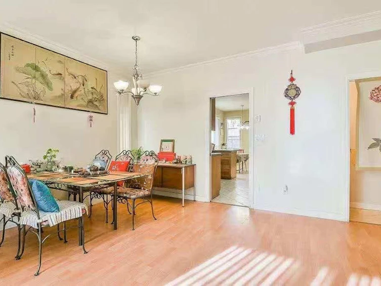 5737 Rumble Street, Burnaby, BC, V5J 2C3 - 3