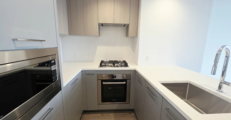 1509-6608 Sussex Avenue, Burnaby, BC, V5H 3C6 - 2
