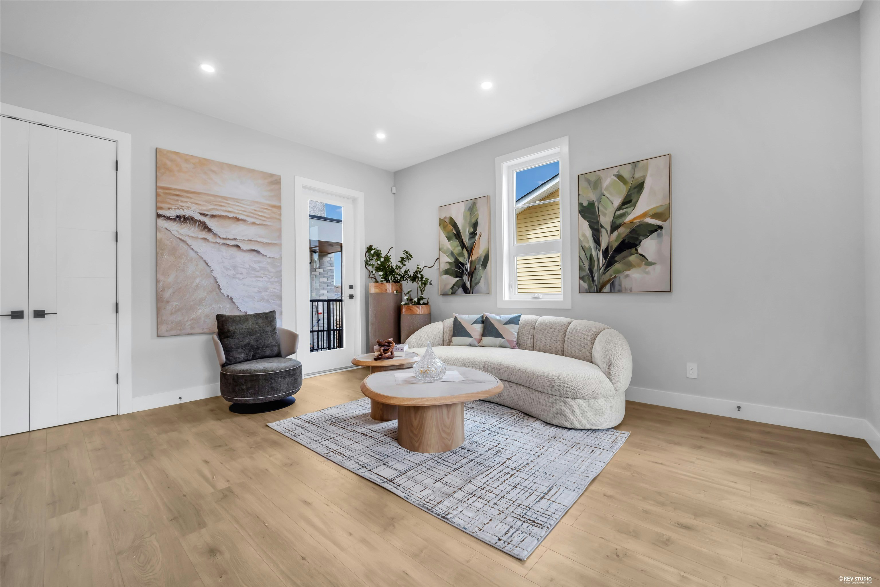 946 Dansey Avenue, Coquitlam, BC, V3K 3G7 - 8