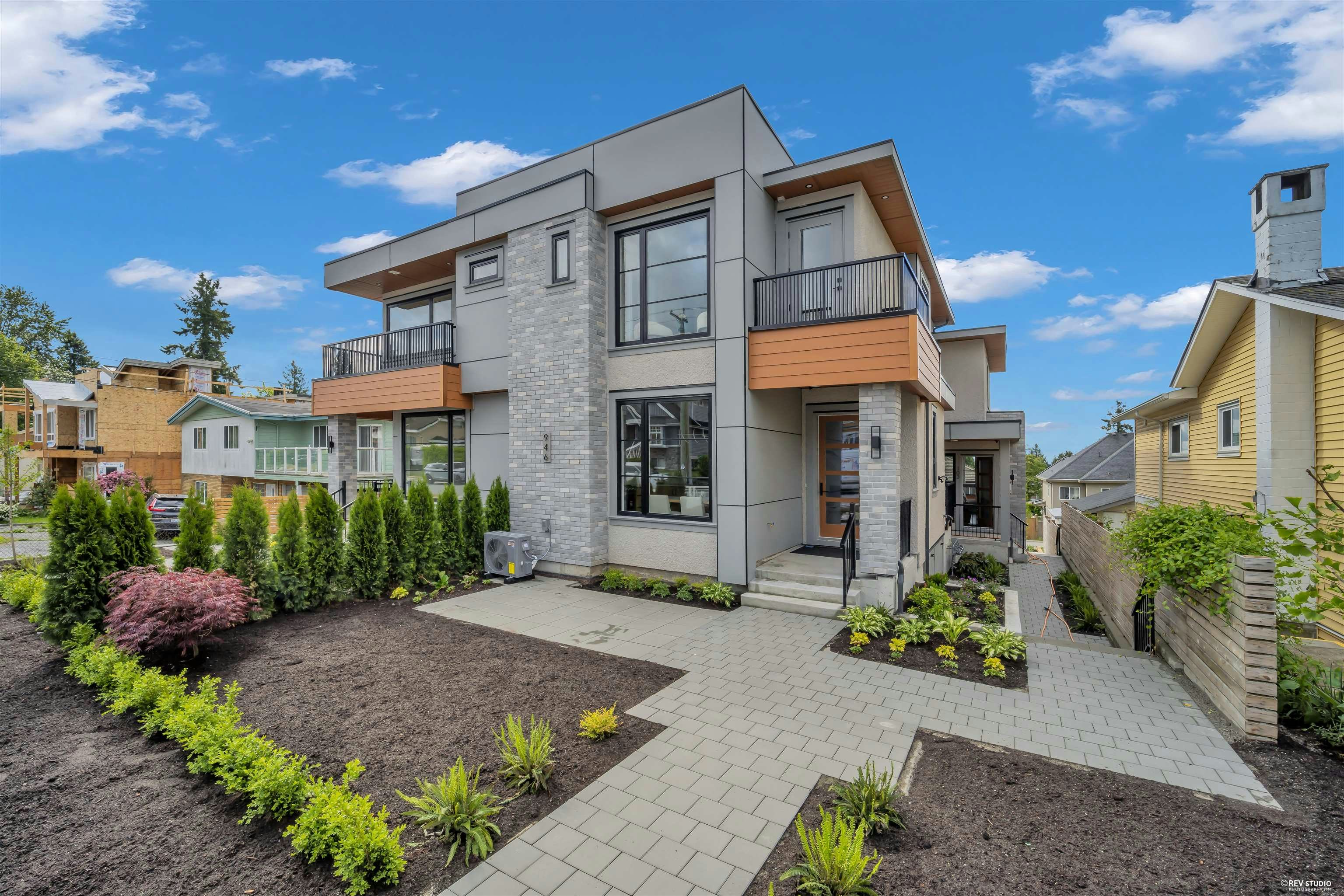 946 Dansey Avenue, Coquitlam, BC, V3K 3G7 - 3