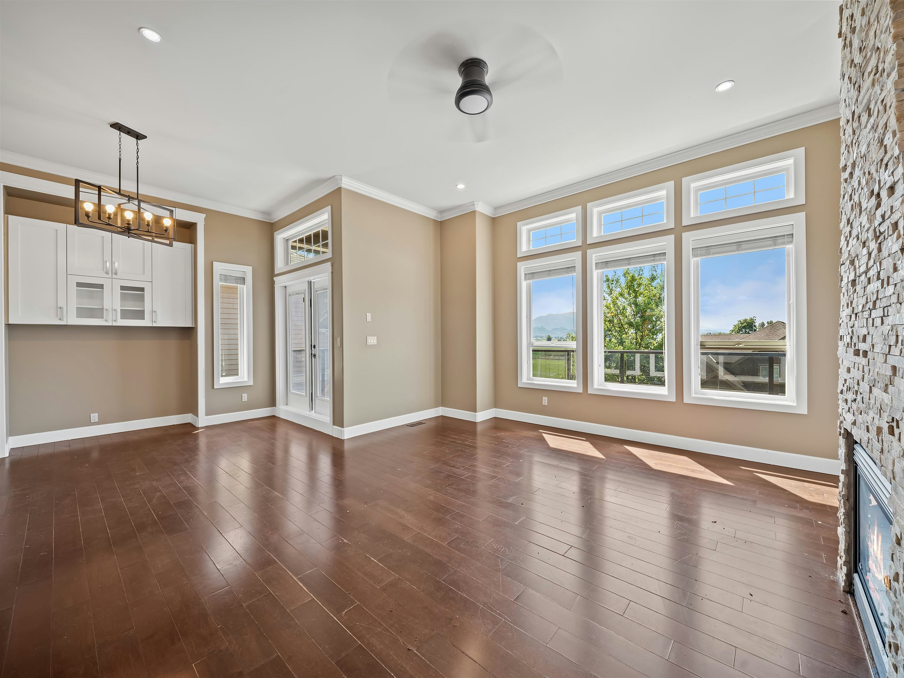 35599 Zanatta Lane, Abbotsford, BC, V3G 0B4 - 8