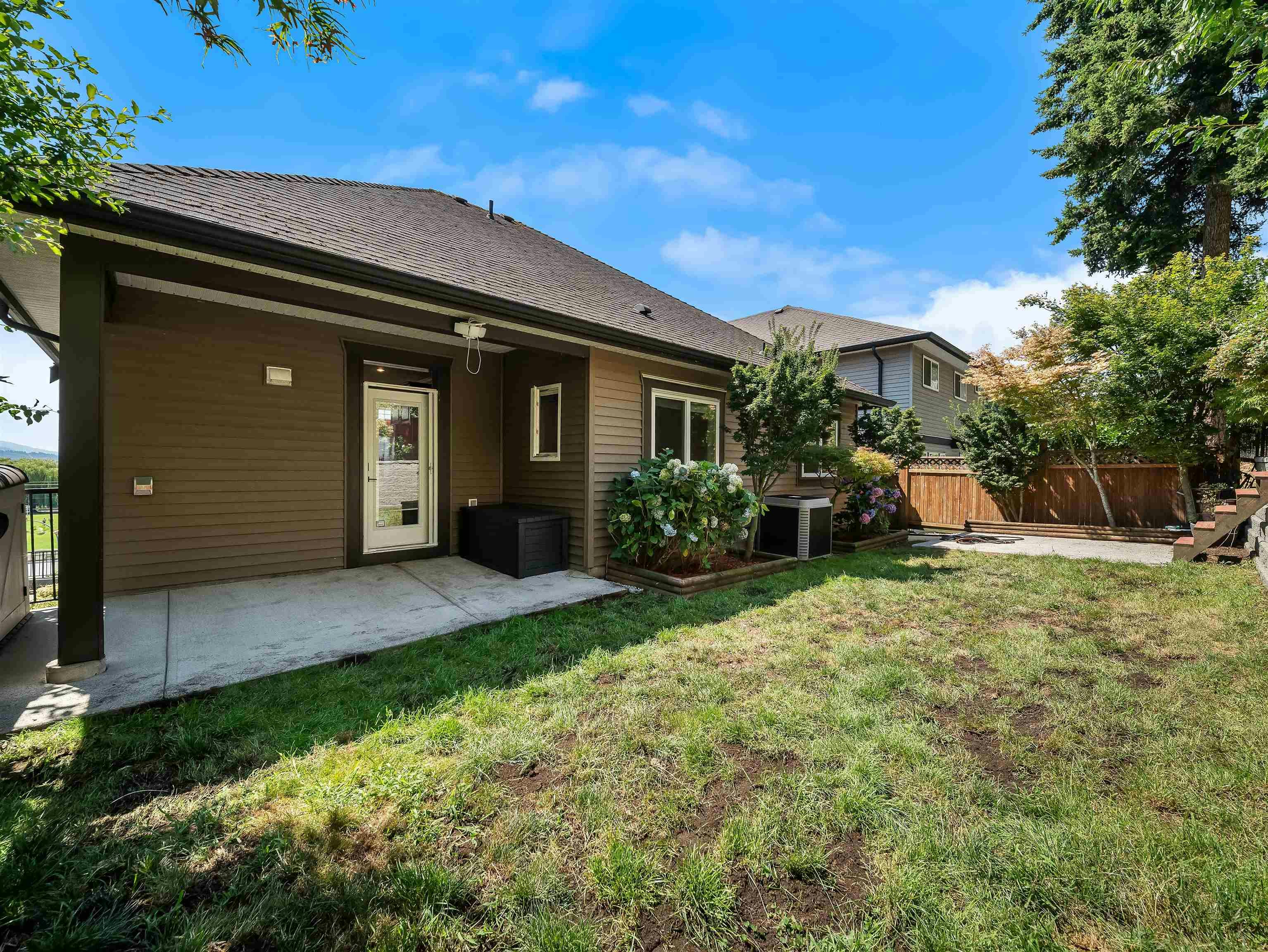 35599 Zanatta Lane, Abbotsford, BC, V3G 0B4 - 37